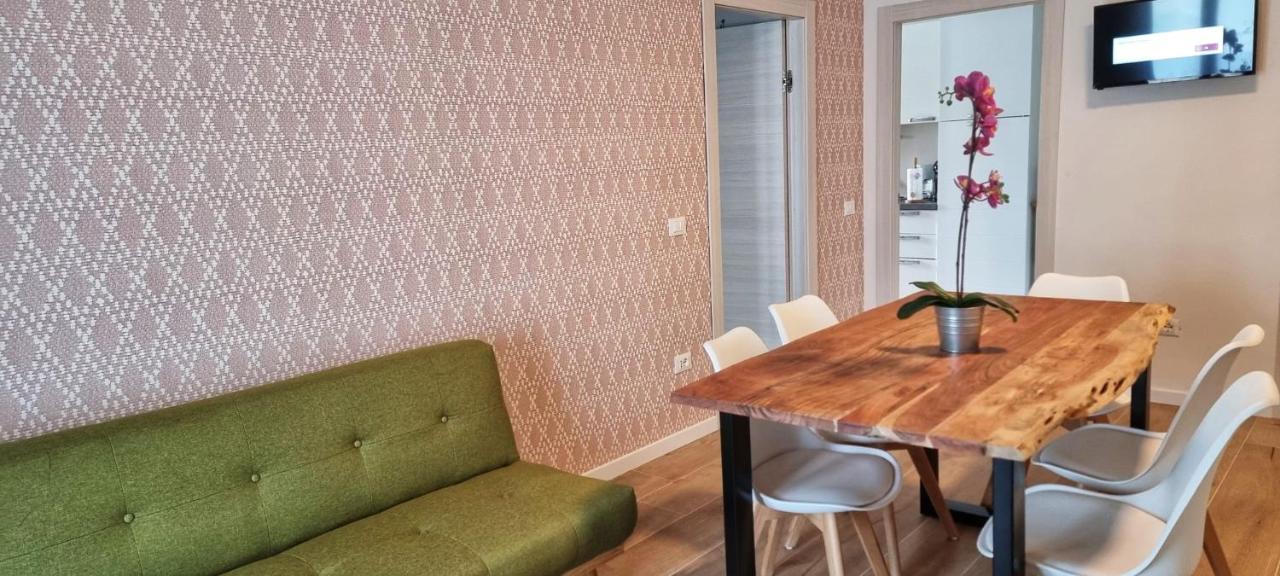Casa Barcelli Sport & Family Apartments Torbole Sul Garda Bagian luar foto