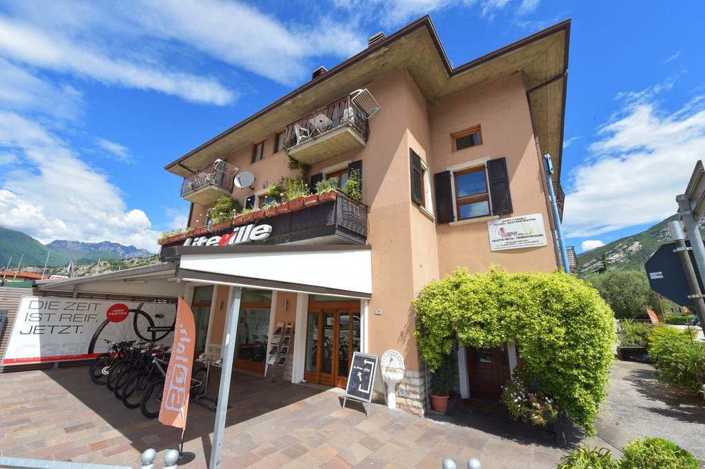 Casa Barcelli Sport & Family Apartments Torbole Sul Garda Bagian luar foto