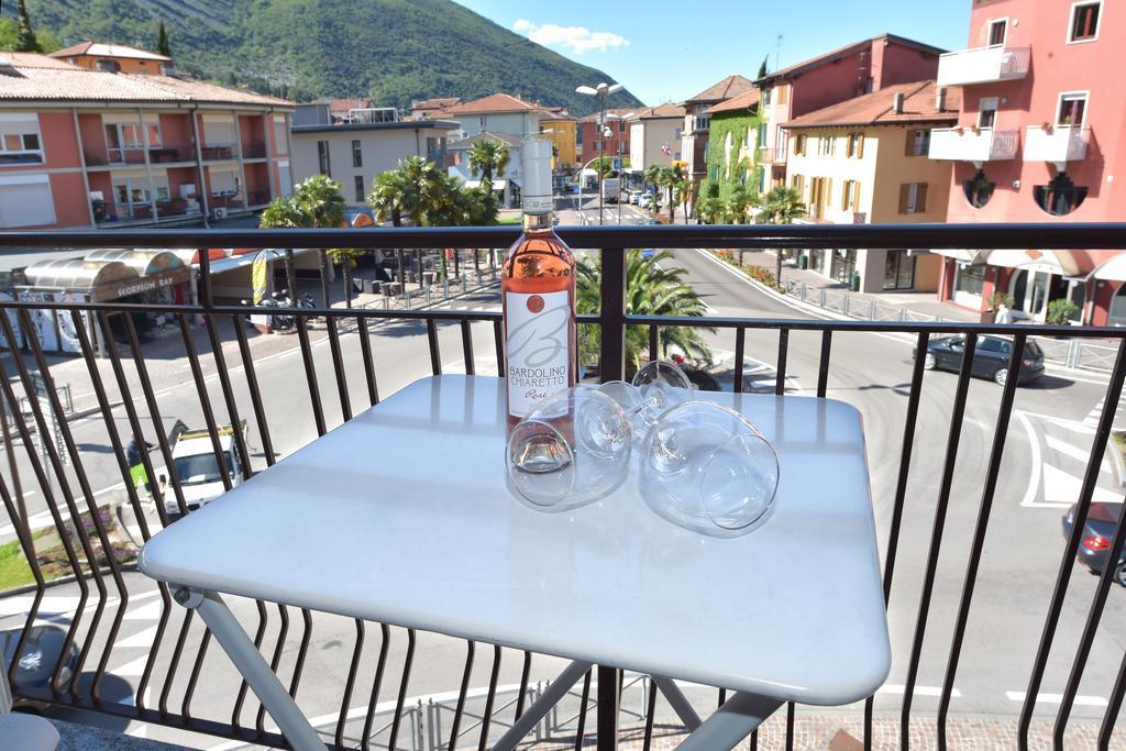 Casa Barcelli Sport & Family Apartments Torbole Sul Garda Bagian luar foto